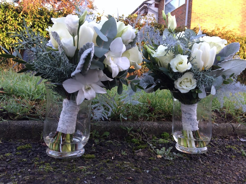 white winter bridesmaids bouquets