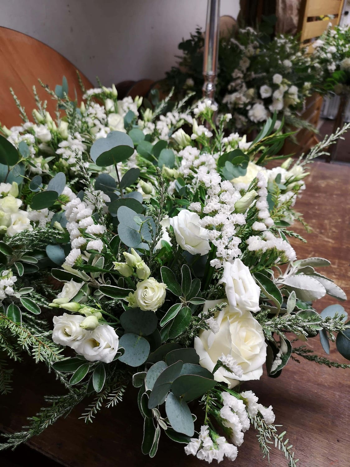 white winter wedding at pangdean barn east sussex