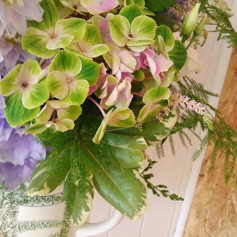 DIY wedding flowers hydrangea